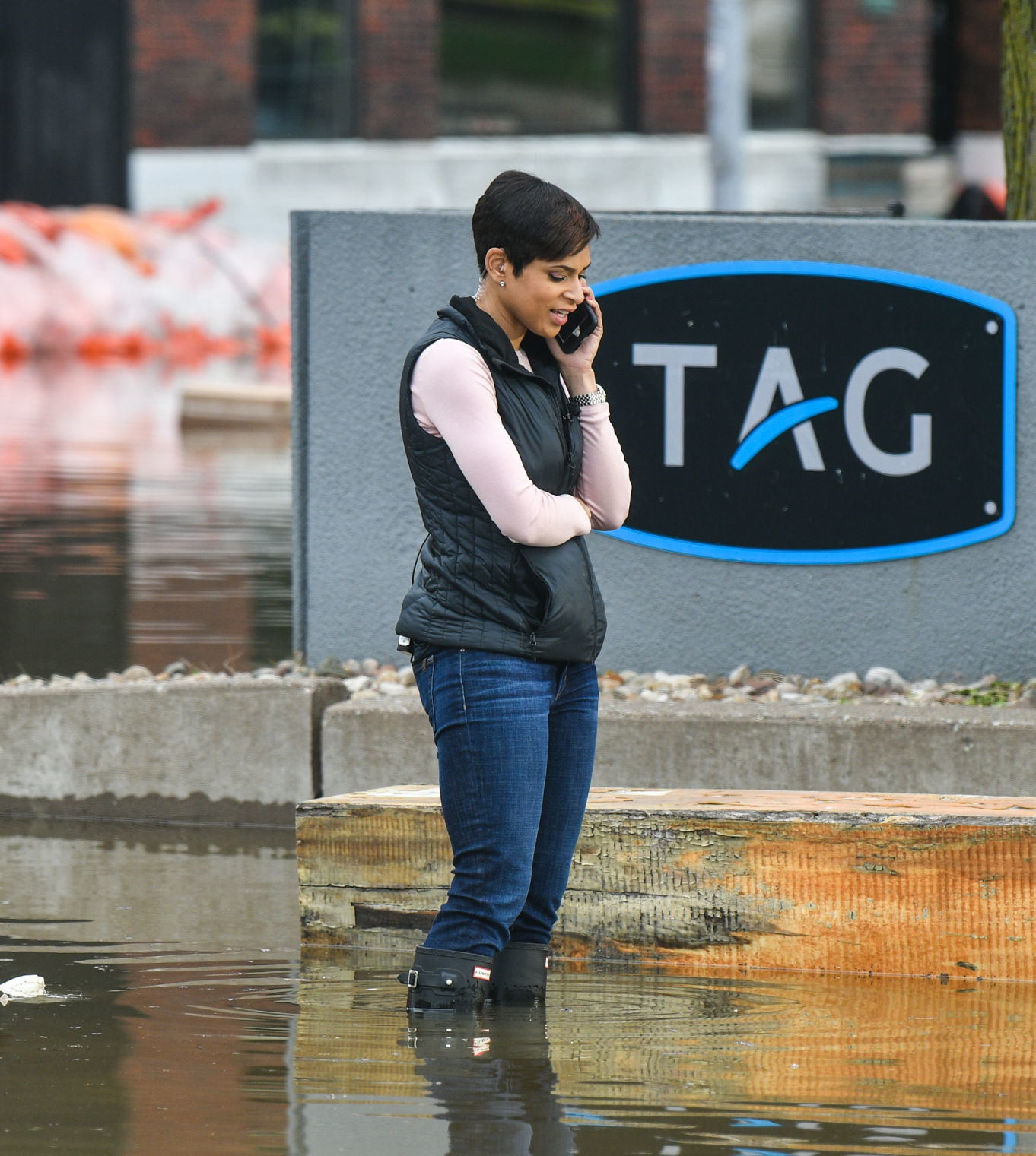 050119-qct-flood-mm-002a.JPG